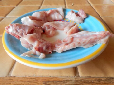 These rabbit meaty bones are a very healthy dog food!